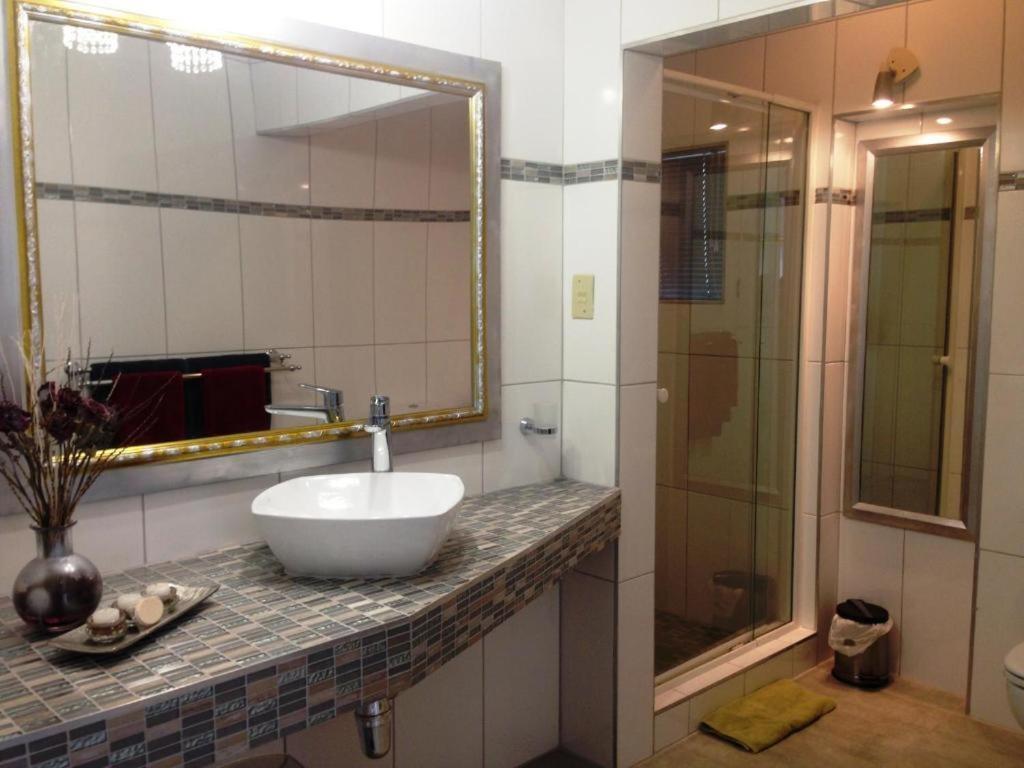 Guesthouse Terra Africa Windhoek Quarto foto
